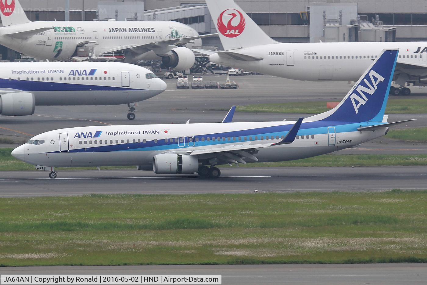 JA64AN, 2010 Boeing 737-881 C/N 33902, at hnd