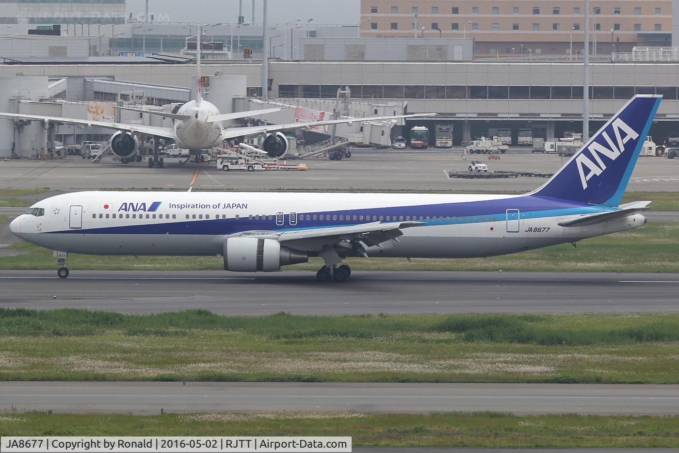 JA8677, 1994 Boeing 767-381 C/N 25662, at hnd