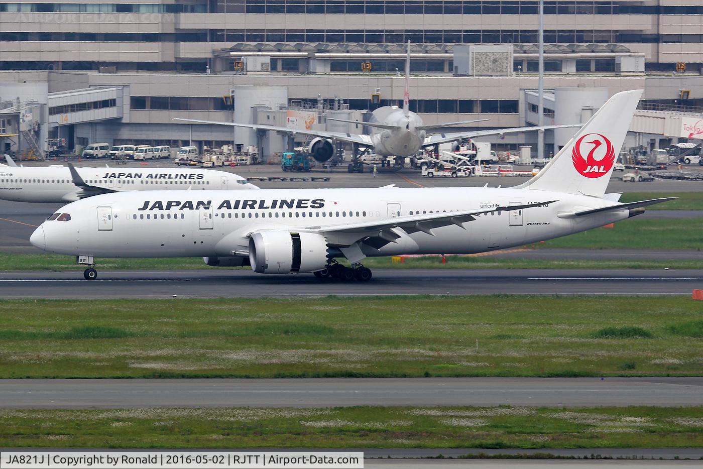 JA821J, 2010 Boeing 787-8 Dreamliner C/N 34831, at hnd