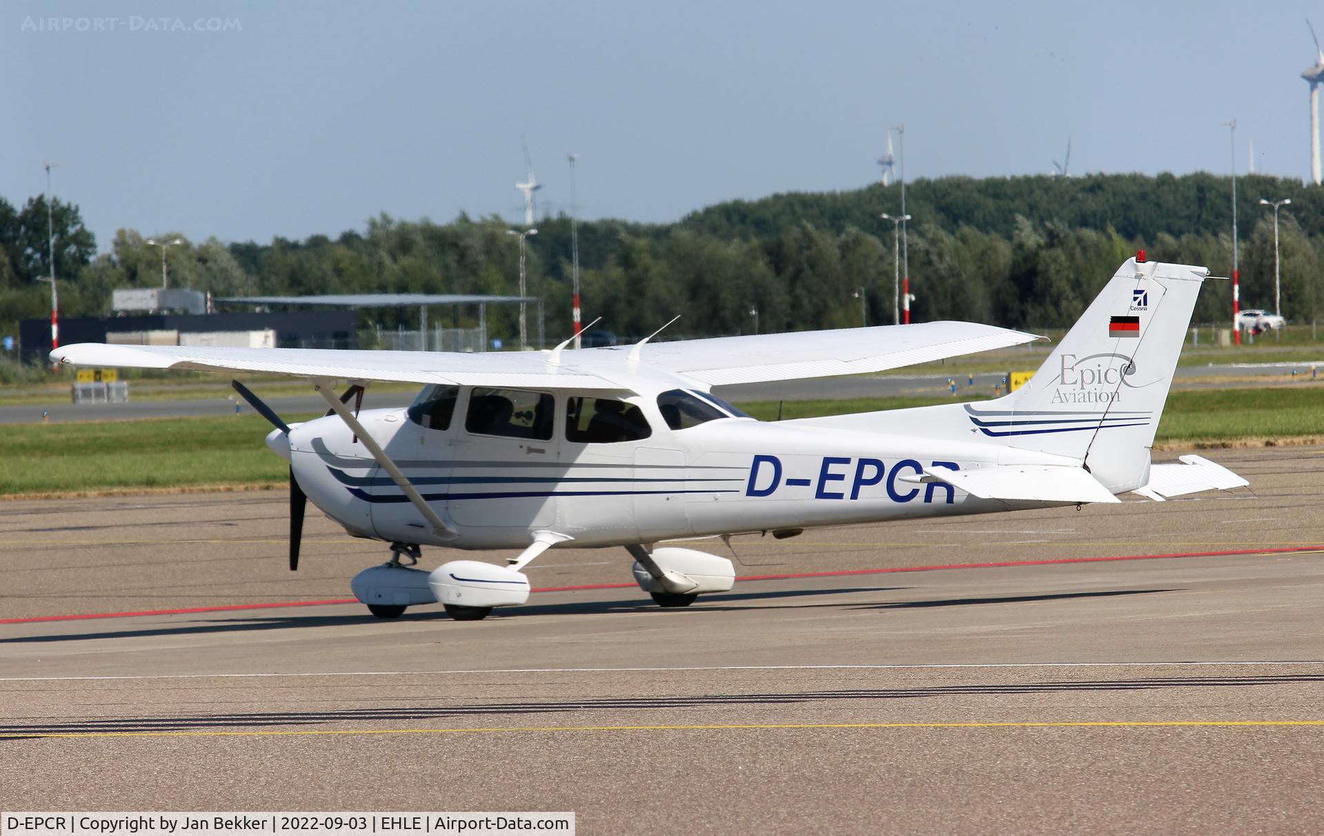 D-EPCR, 2003 Cessna 172S Skyhawk SP C/N 172S9484, Lelystad Airport