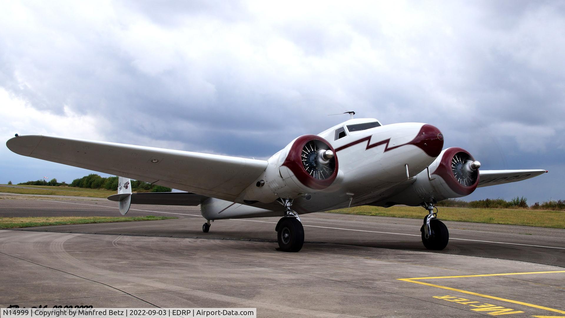 N14999, 1938 Lockheed 12A Electra Junior C/N 1252, Gast beim Flugtag
