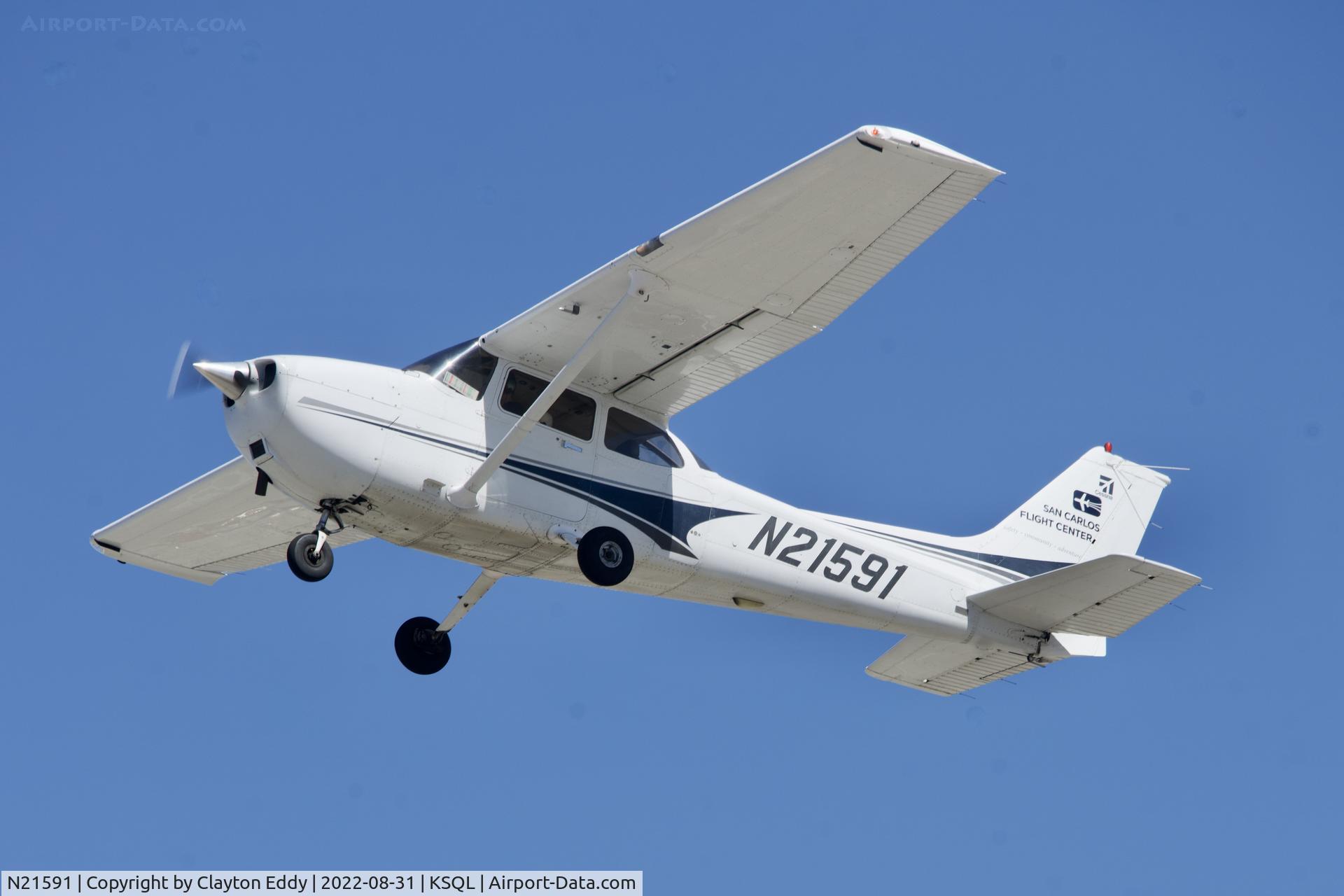 N21591, 2004 Cessna 172S C/N 172S9658, San Carlos Airport in California 2022.