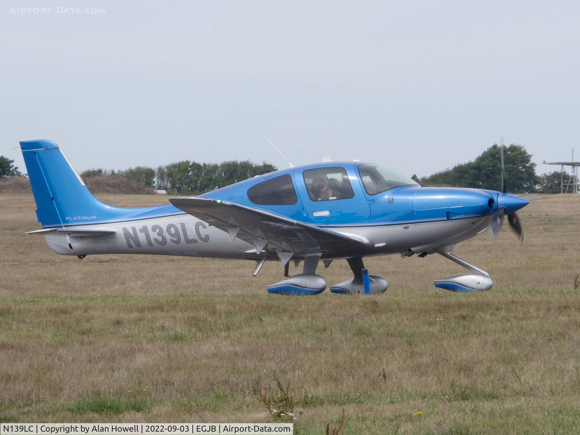 N139LC, 2018 Cirrus SR22T C/N 1769, Taxying after arrival at Guernsey