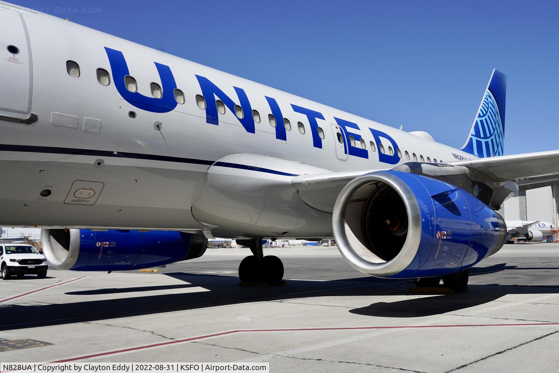 N828UA, 1999 Airbus A319-131 C/N 1031, SFO 2022.