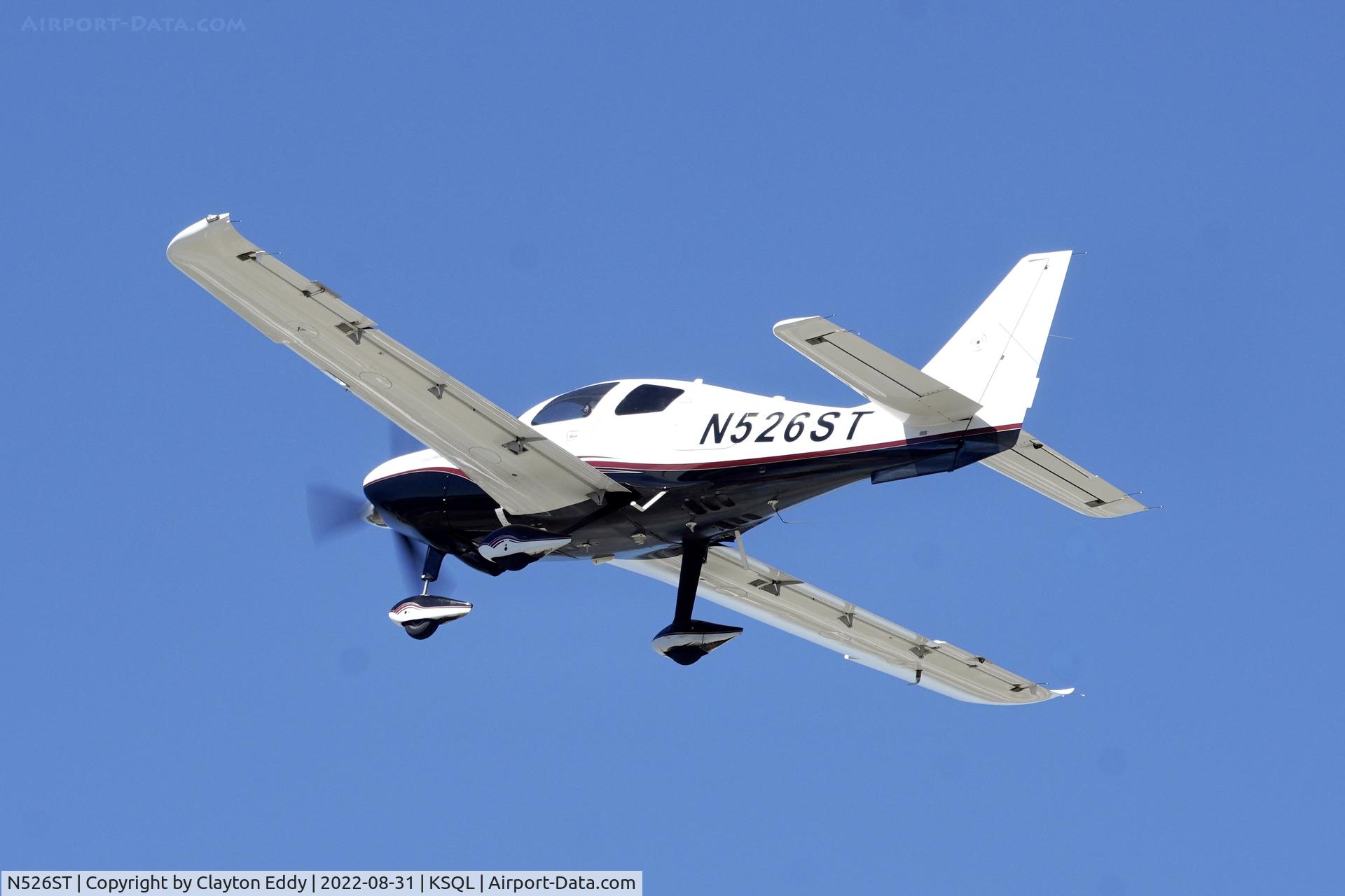 N526ST, 2007 Columbia Aircraft Mfg LC41-550FG C/N 41726, San Carlos Airport in California 2022.