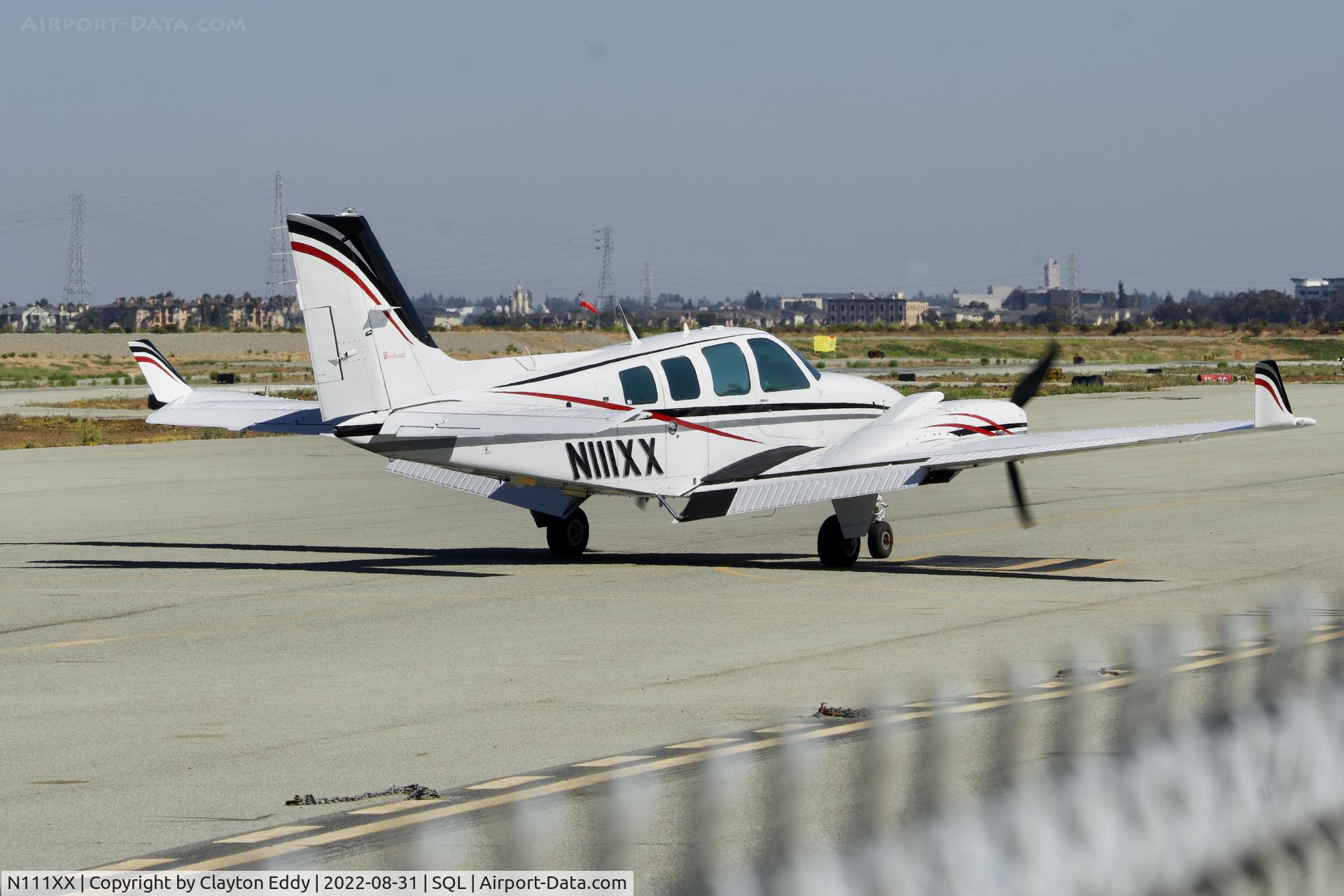 N111XX, 1983 Beech 58 Baron C/N TH-1389, San Carlos Airport in California 2022.