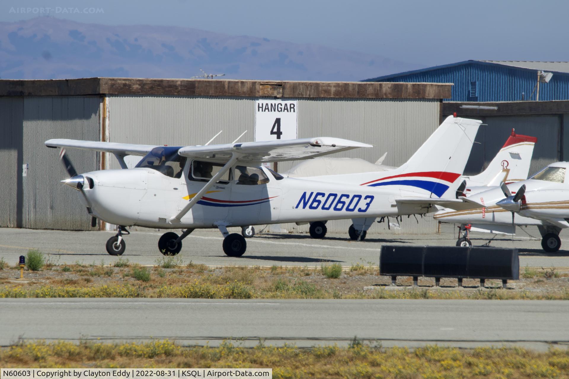N60603, 2006 Cessna 172S C/N 172S10277, San Carlos Airport in California 2022.