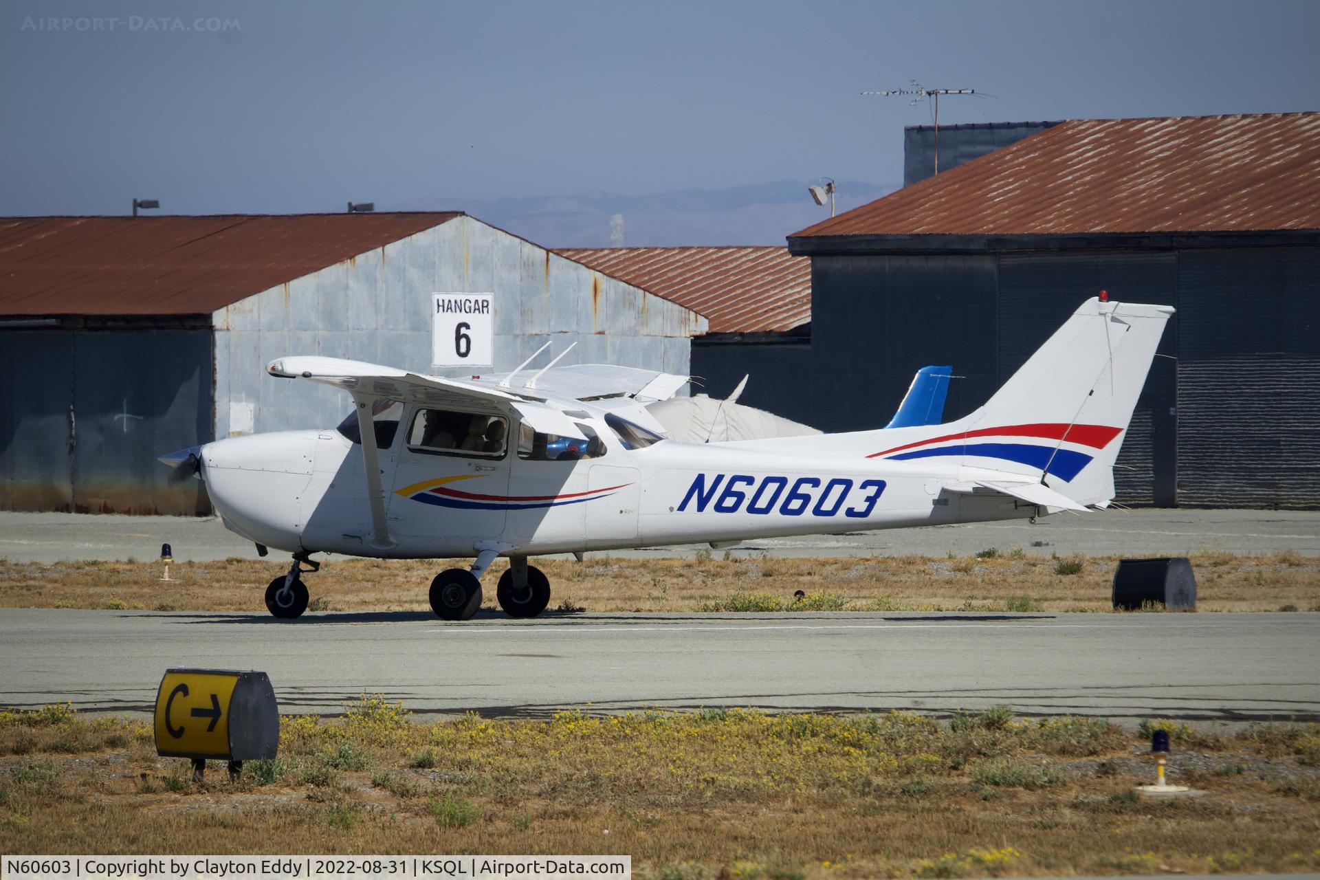 N60603, 2006 Cessna 172S C/N 172S10277, San Carlos Airport in California 2022.