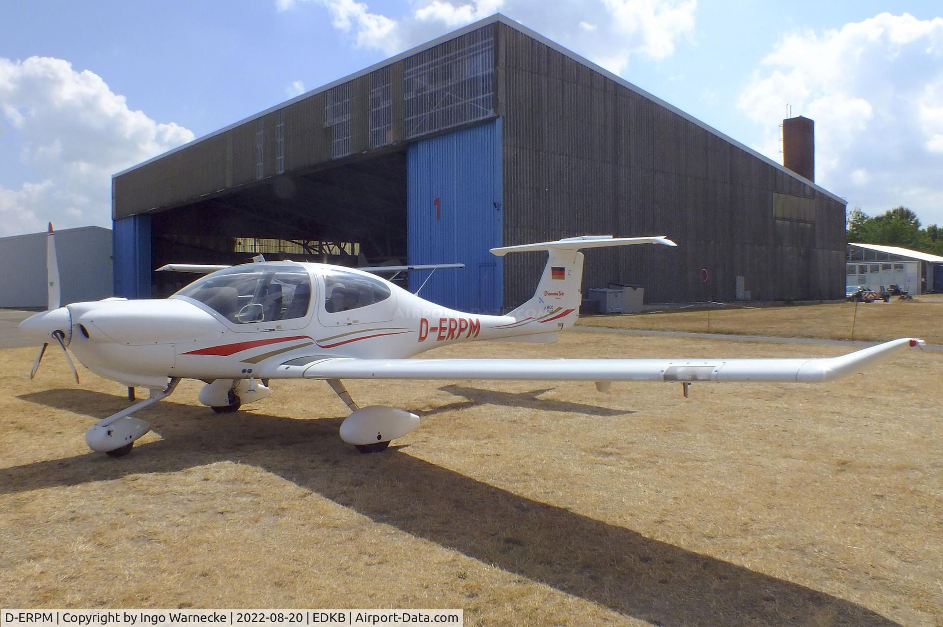 D-ERPM, Diamond DA-40 Diamond Star C/N 40.062, Diamond DA-40 Diamond Star at Bonn-Hangelar airfield during the Grumman Fly-in 2022
