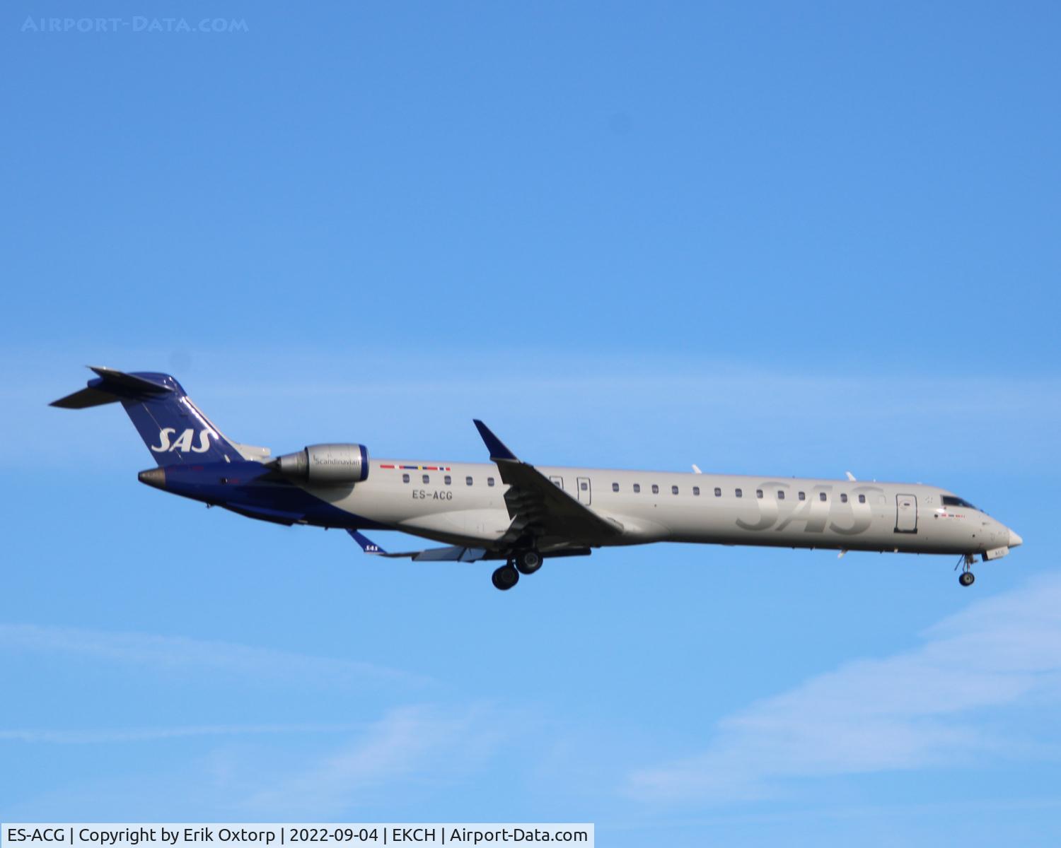 ES-ACG, 2012 Bombardier CRJ-900 NG (CL-600-2D24) C/N 15277, ES-ACG landing rw 04SEP22