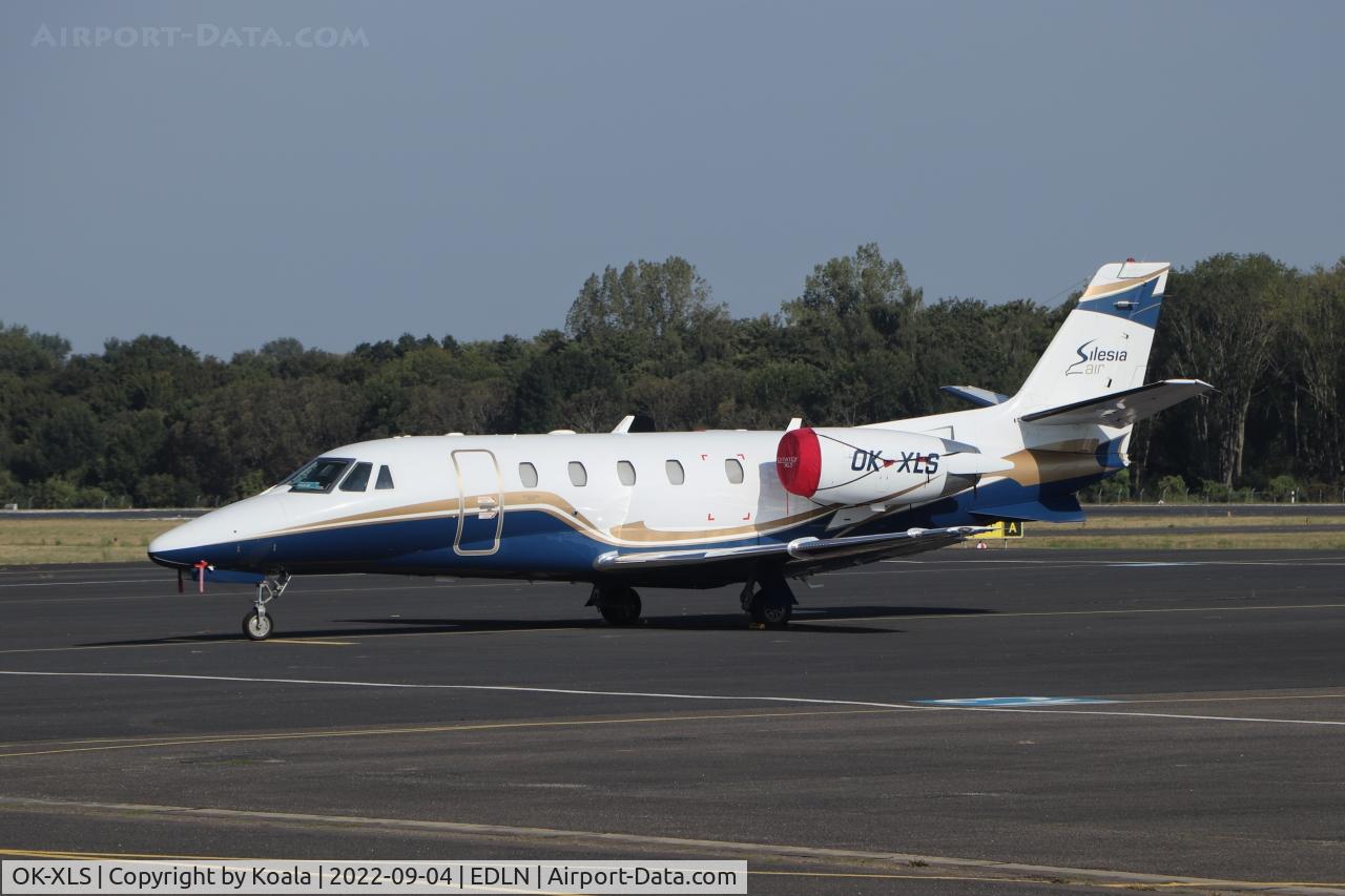 OK-XLS, 2010 Cessna 560XL Citation XLS+ C/N 560-6060, Resting on the apron.