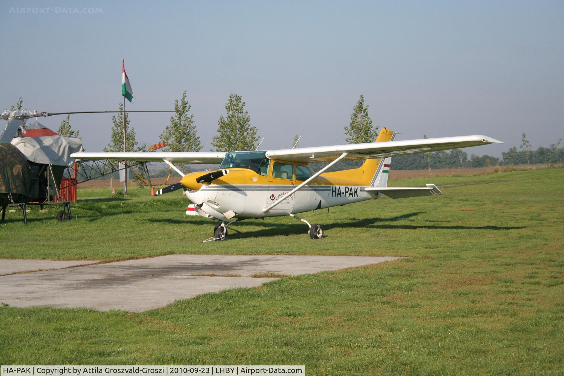 HA-PAK, 1980 Cessna 172RG Cutlass RG C/N 172RG-0375, LHBY - Böny Airport, Hungary