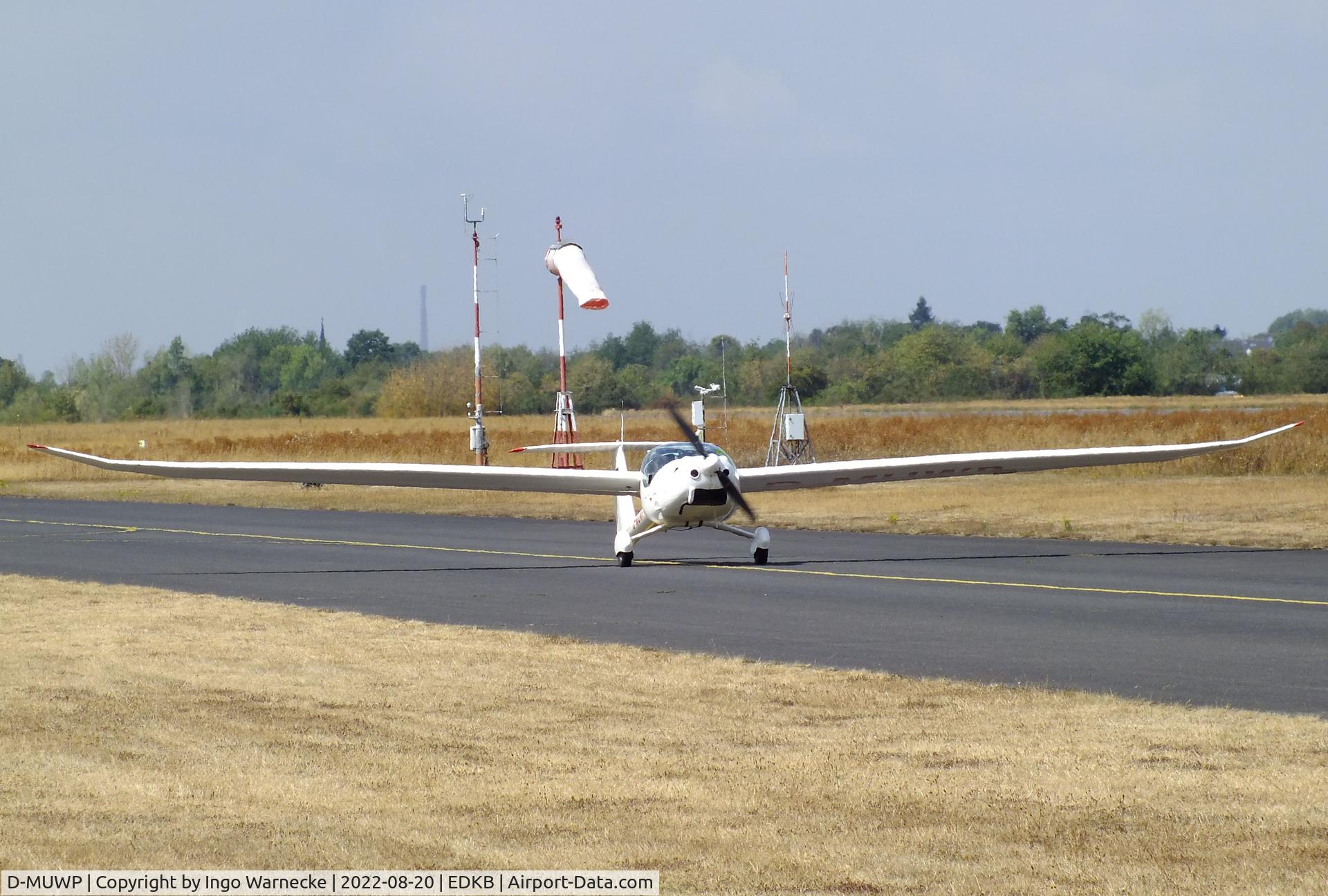D-MUWP, Urban Air UFM-13 Lambada C/N 13/16, Urban Air UFM-13 Lambada at Bonn-Hangelar airfield during the Grumman Fly-in 2022