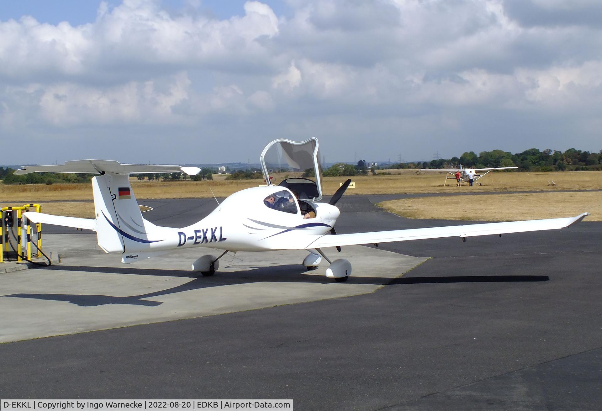 D-EKKL, Diamond DA-40-180 Diamond Star C/N 40.072, Diamond DA-40-180 Diamond Star at Bonn-Hangelar airfield during the Grumman Fly-in 2022