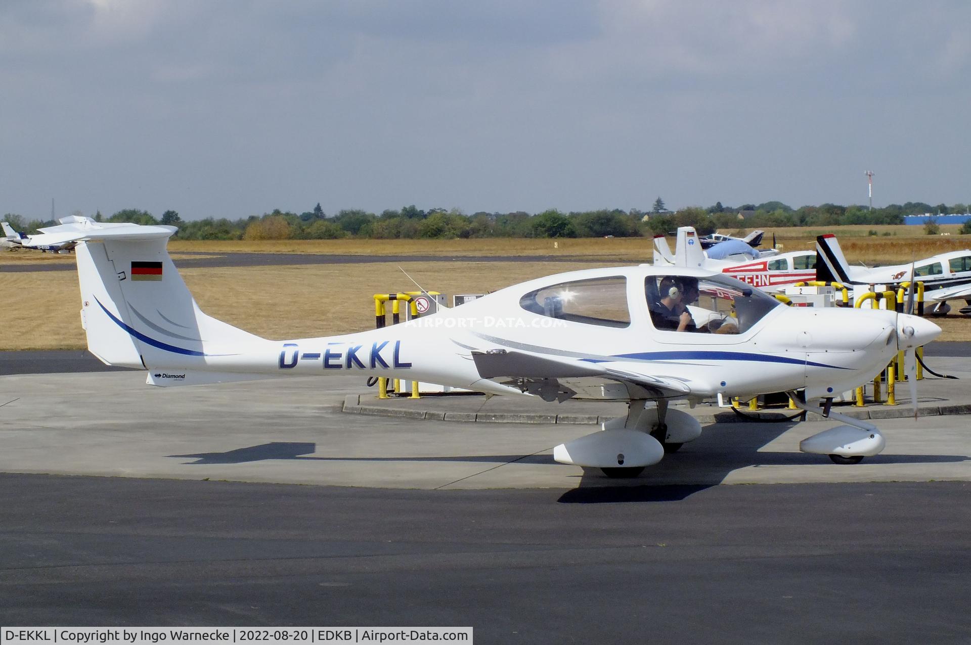 D-EKKL, Diamond DA-40-180 Diamond Star C/N 40.072, Diamond DA-40-180 Diamond Star at Bonn-Hangelar airfield during the Grumman Fly-in 2022