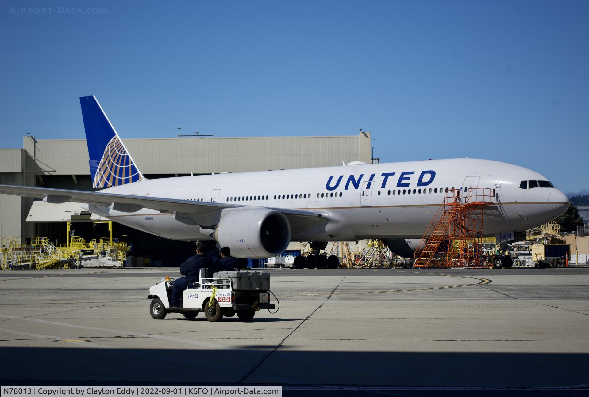 N78013, 1999 Boeing 777-224 C/N 29861, SFO 2022.