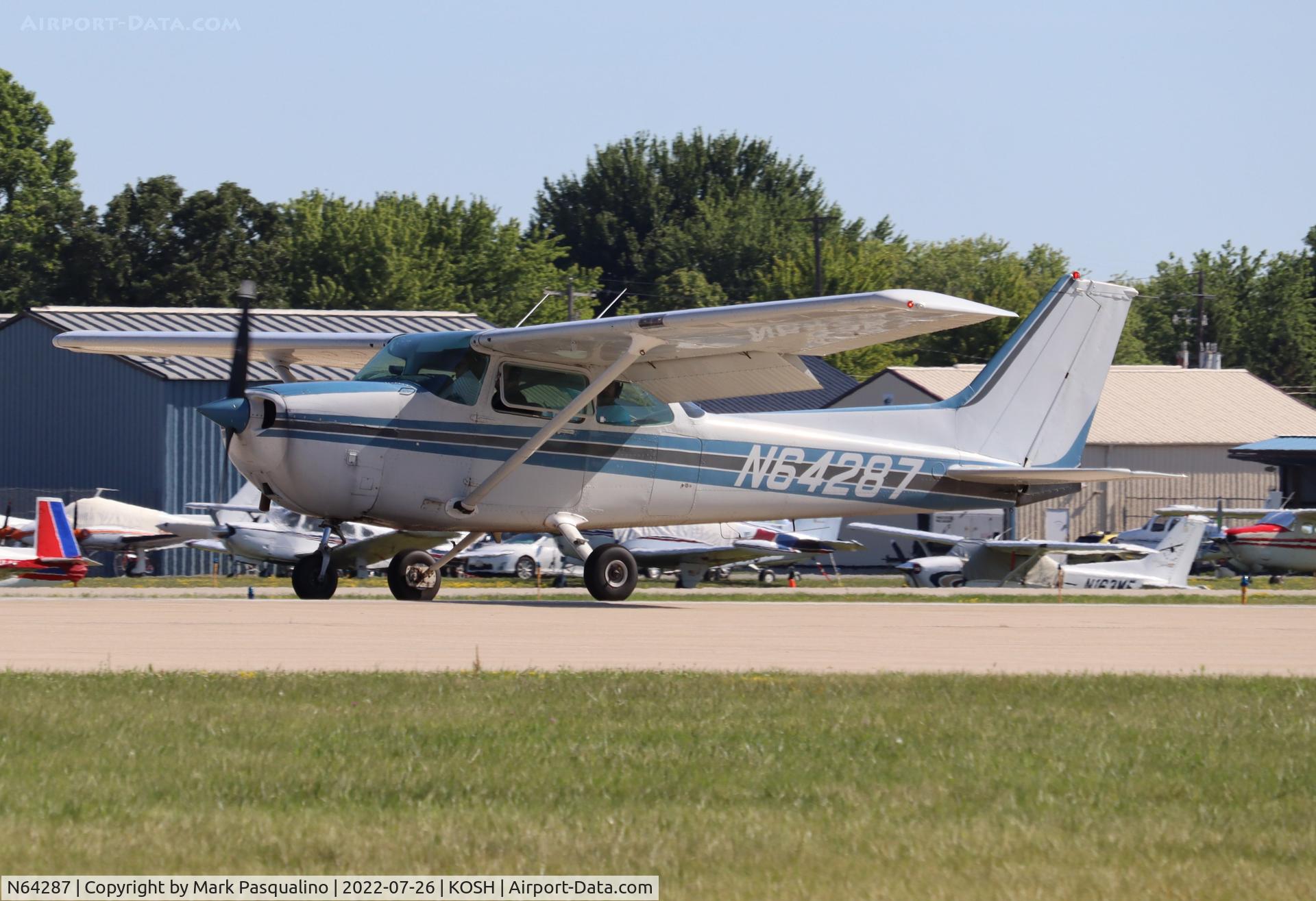 N64287, 1982 Cessna 172P C/N 17275542, Cessna 172P