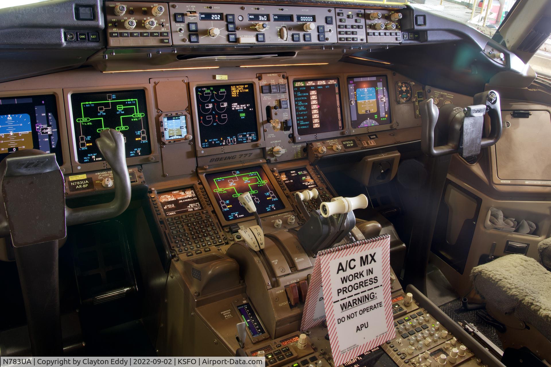 N783UA, 1997 Boeing 777-222/ER C/N 26950, SFO 2022.