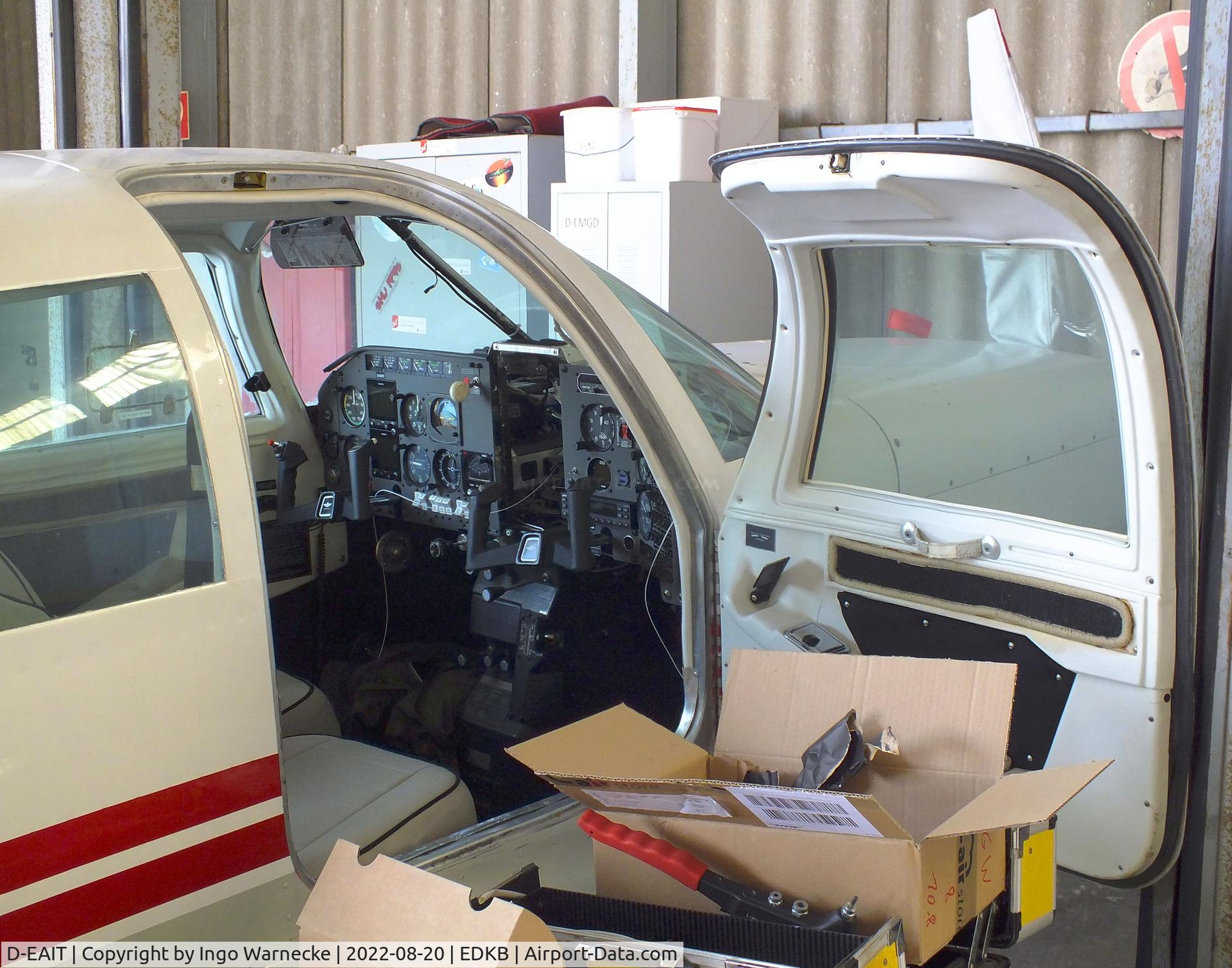 D-EAIT, 1983 Mooney M20K C/N 25-0771, Mooney M20K Model 231 undergoing maintenance at Bonn-Hangelar airfield during the Grumman Fly-in 2022  #c