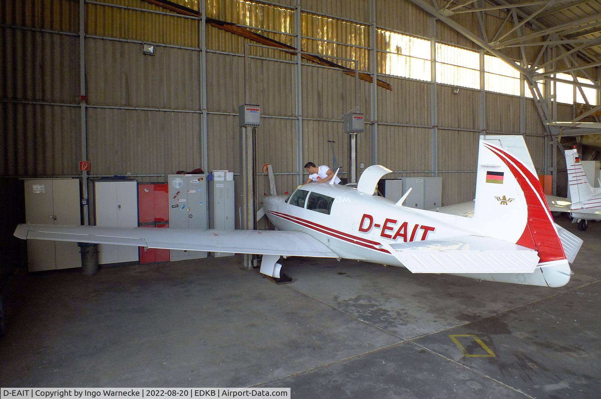 D-EAIT, 1983 Mooney M20K C/N 25-0771, Mooney M20K Model 231 at Bonn-Hangelar airfield during the Grumman Fly-in 2022