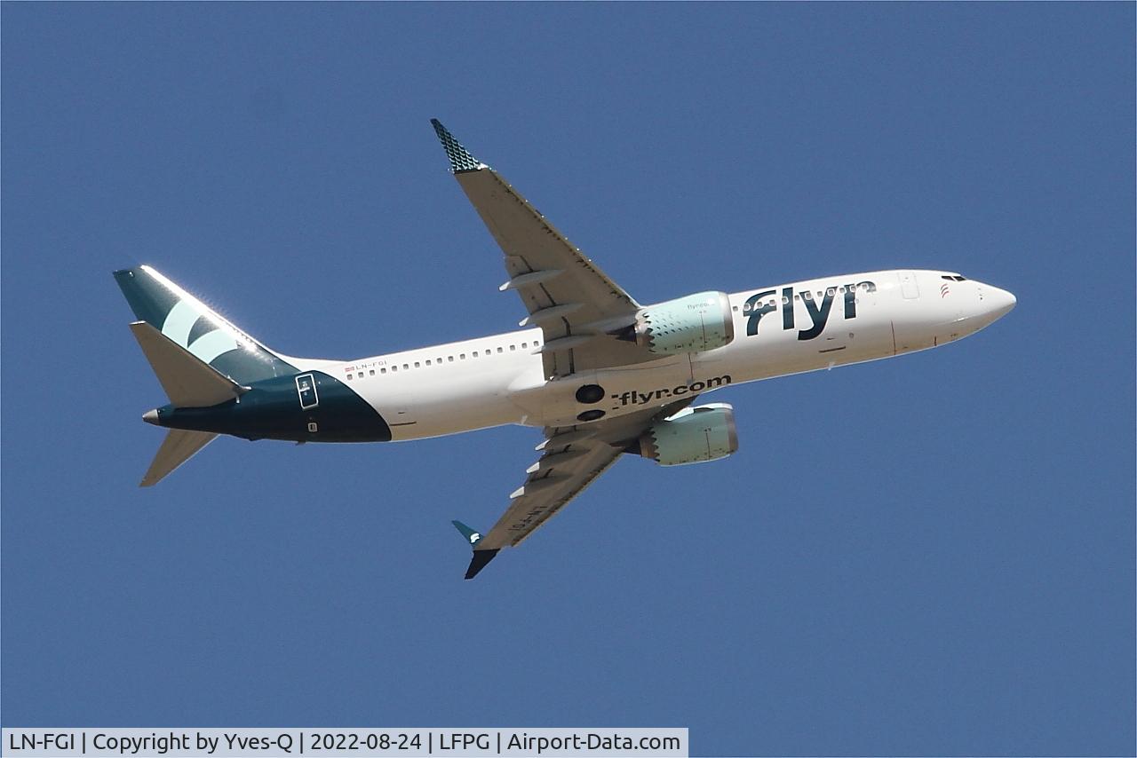 LN-FGI, 2022 Boeing 737-8 MAX C/N 65185, Boeing 737 MAX 8, Climbing from rwy 09R, Roissy Charles De Gaulle airport (LFPG-CDG)