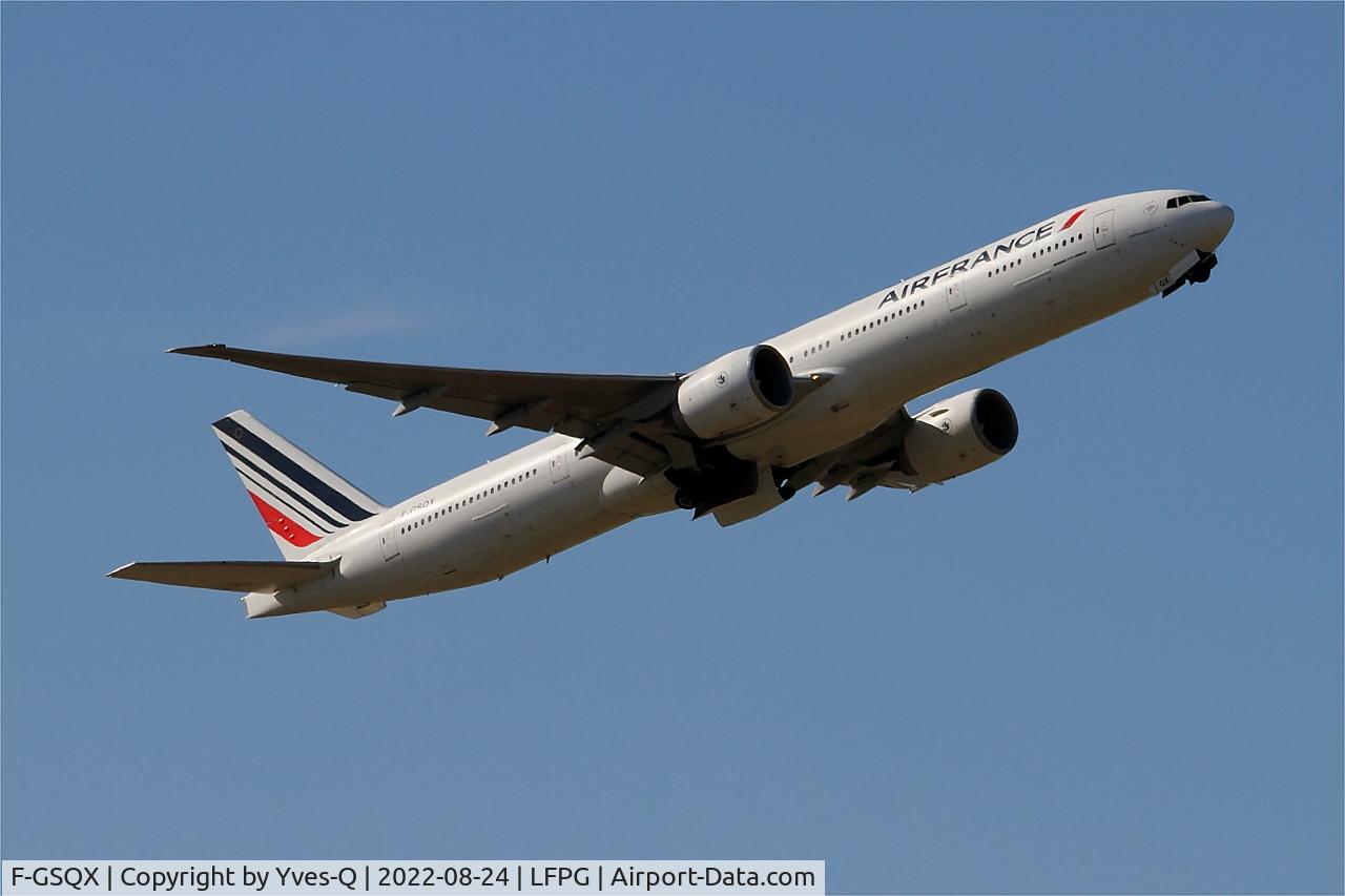 F-GSQX, 2007 Boeing 777-328/ER C/N 32963, Boeing 777-328ER, Climbing from rwy 09R, Roissy Charles De Gaulle airport (LFPG-CDG)