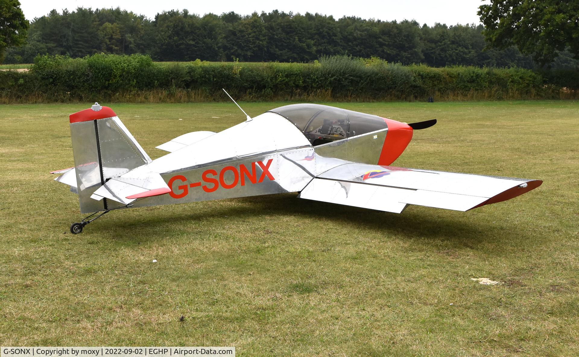 G-SONX, 2010 Sonex Sonex C/N LAA 337-14776, Sonex Sonex at Popham.