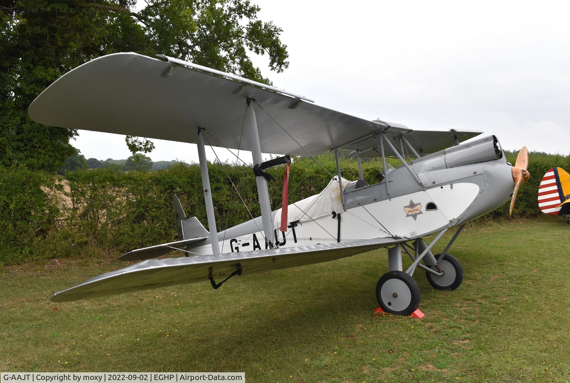 G-AAJT, 1930 De Havilland DH60G Gipsy Moth C/N 1084, De Havilland DH60G Gipsy Moth at Popham. Ex NC947M