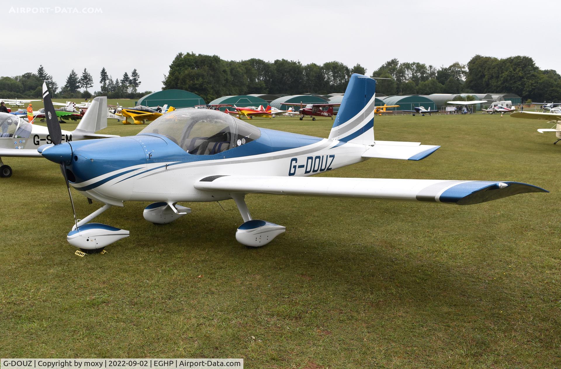 G-DOUZ, 2017 Vans RV-12 C/N LAA 363-15344, Vans RV-12 at Popham.