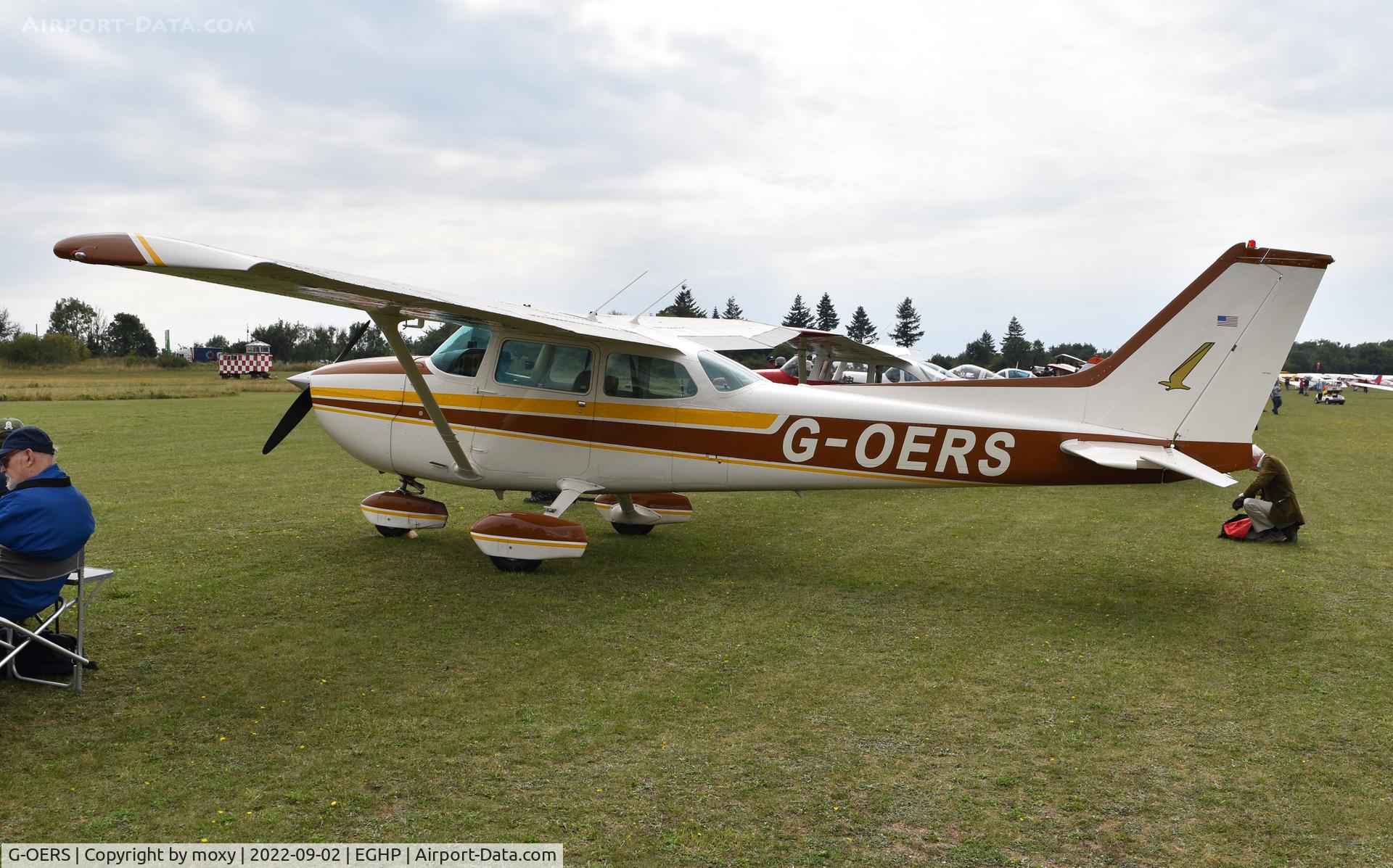 G-OERS, 1977 Cessna 172N C/N 172-68856, Cessna 172N Skyhawk at Popham.