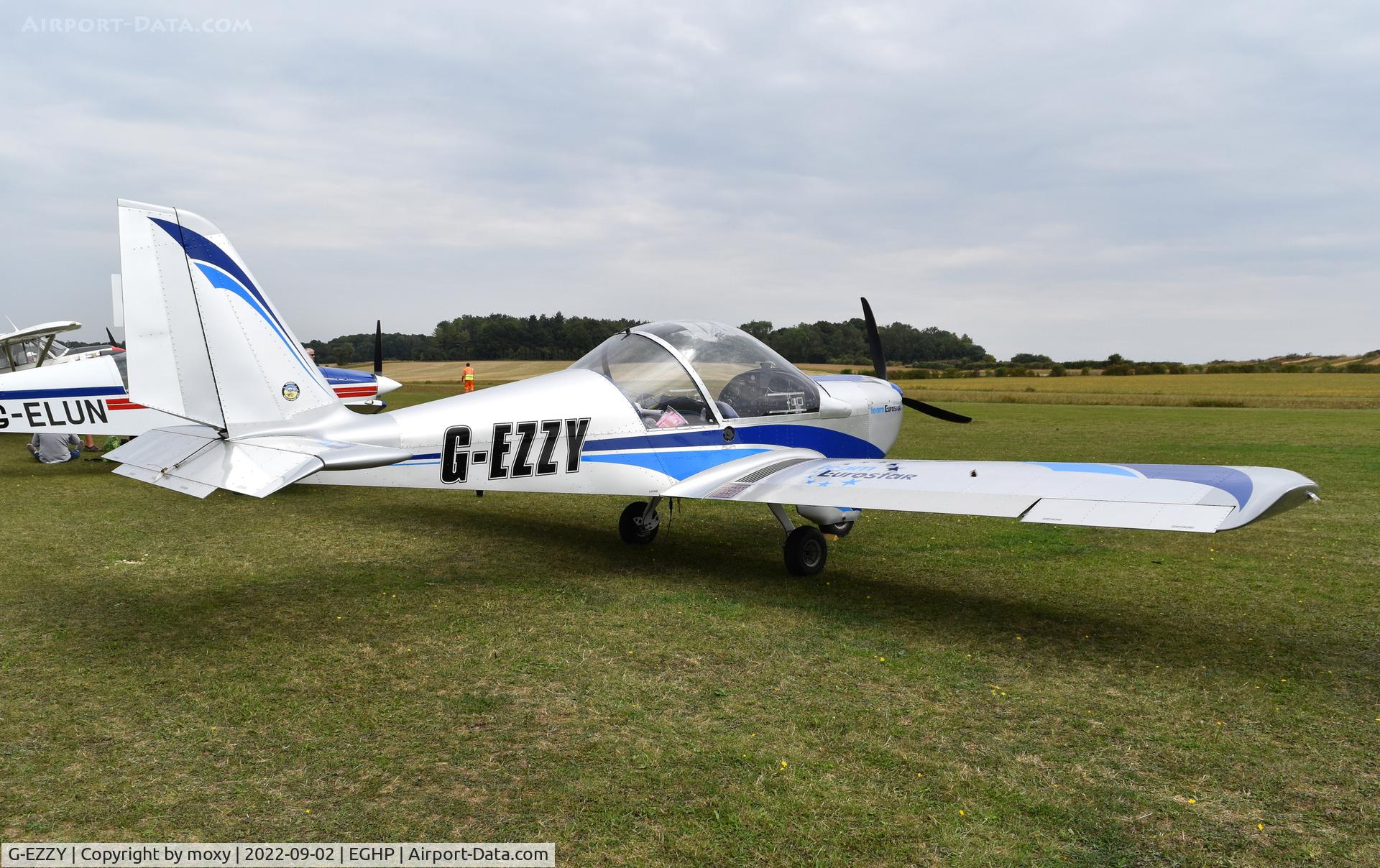 G-EZZY, 2007 Aerotechnik EV-97 Eurostar C/N PFA 315-14533, Aerotechnik EV-97 Eurostar at Popham.