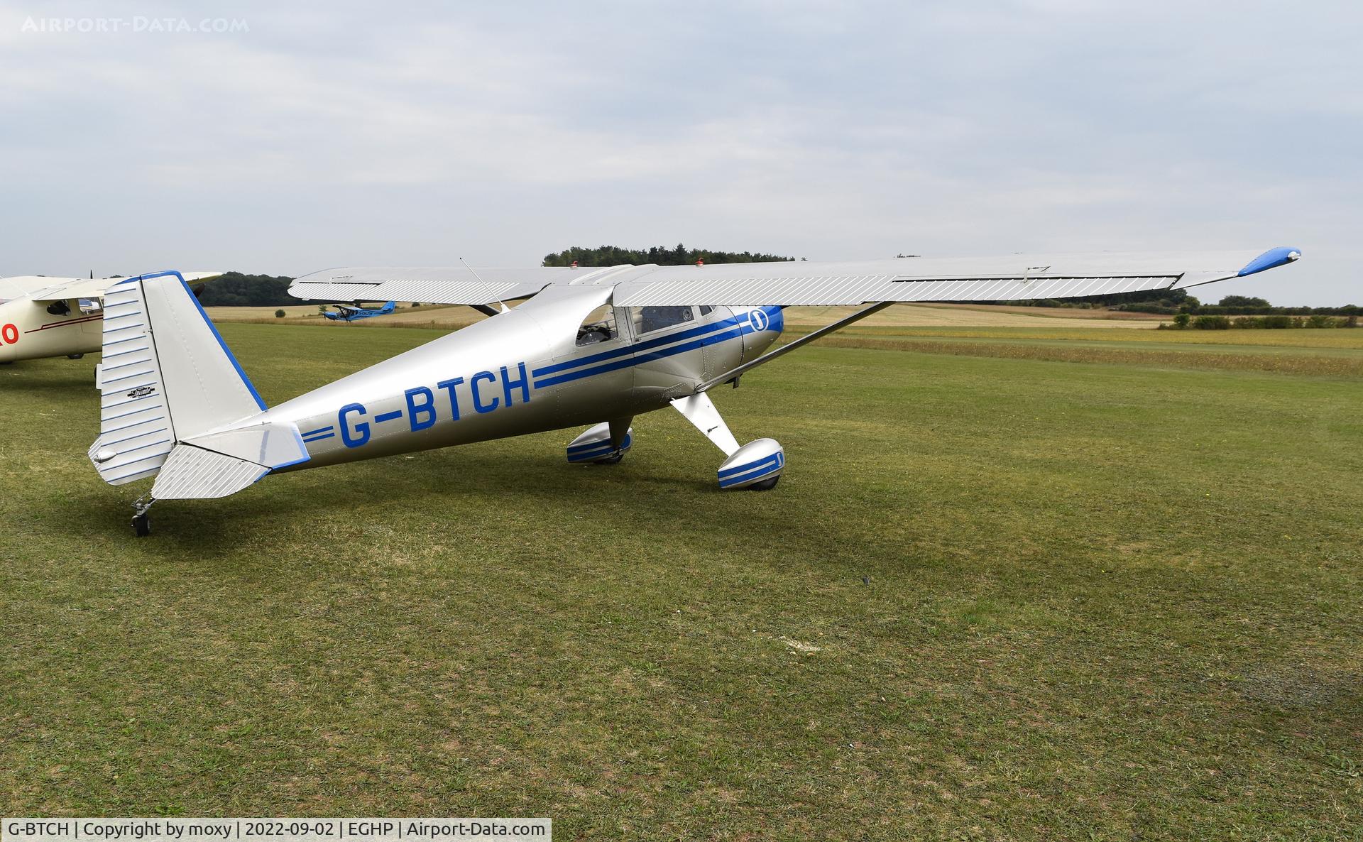G-BTCH, 1948 Luscombe 8E Silvaire C/N 6403, Luscombe 8E at Popham.