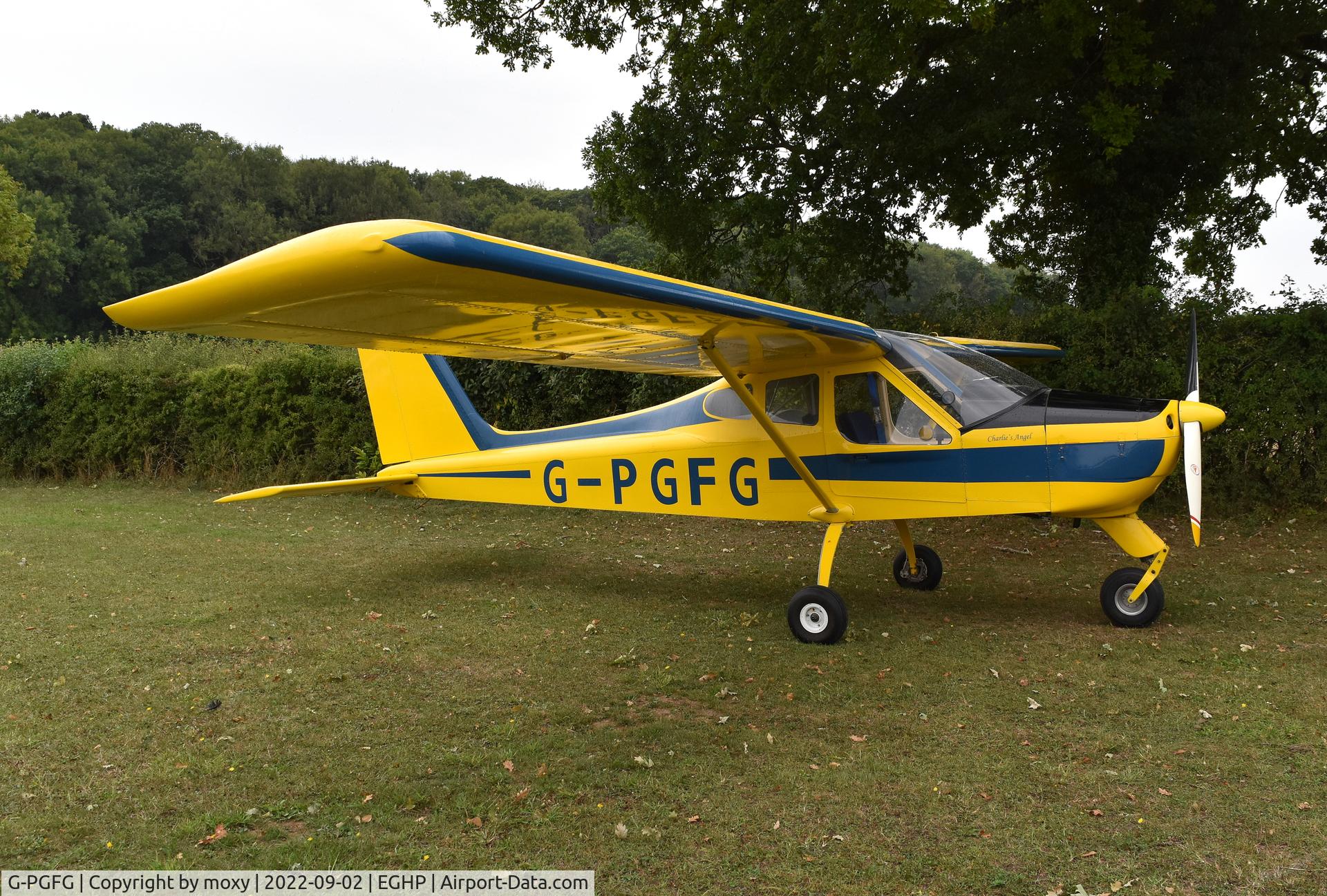 G-PGFG, 2001 Tecnam P-92EM Echo C/N PFA 318-13772, Tecnam P-92EM Echo at Popham.