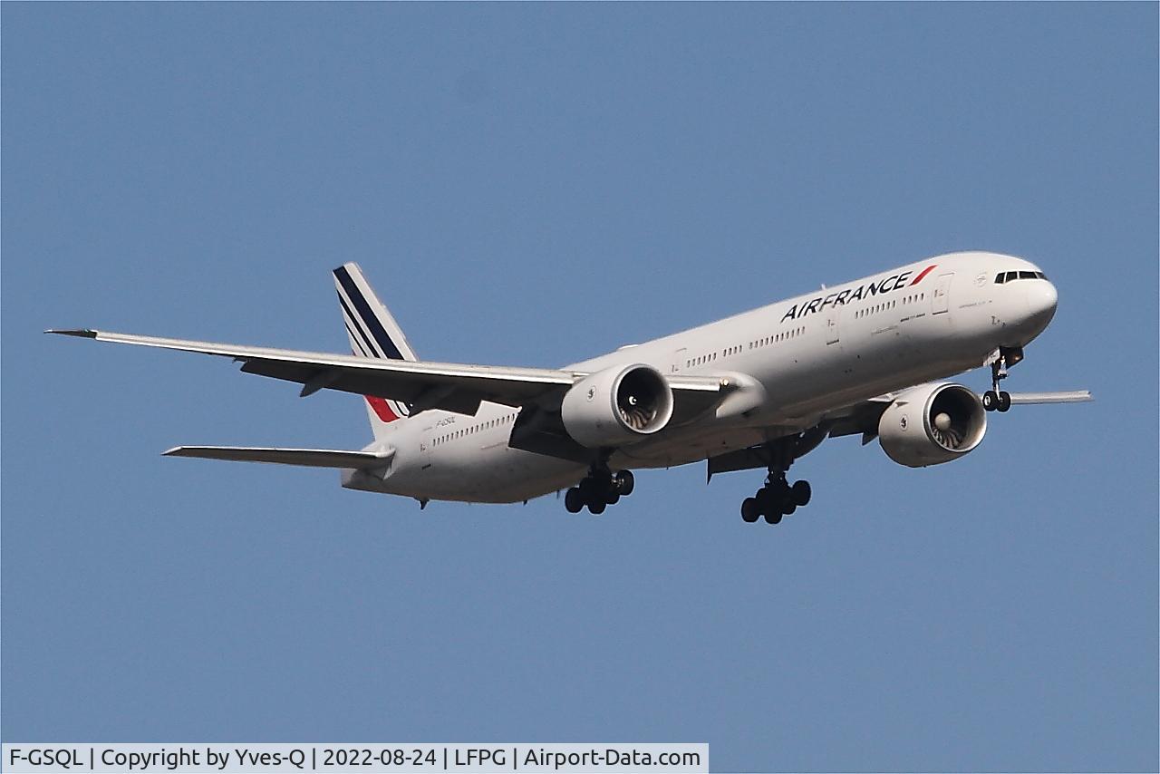 F-GSQL, 2006 Boeing 777-328/ER C/N 32853, Boeing 777-328ER, Short approach rwy 09L, Roissy Charles De Gaulle airport (LFPG-CDG)