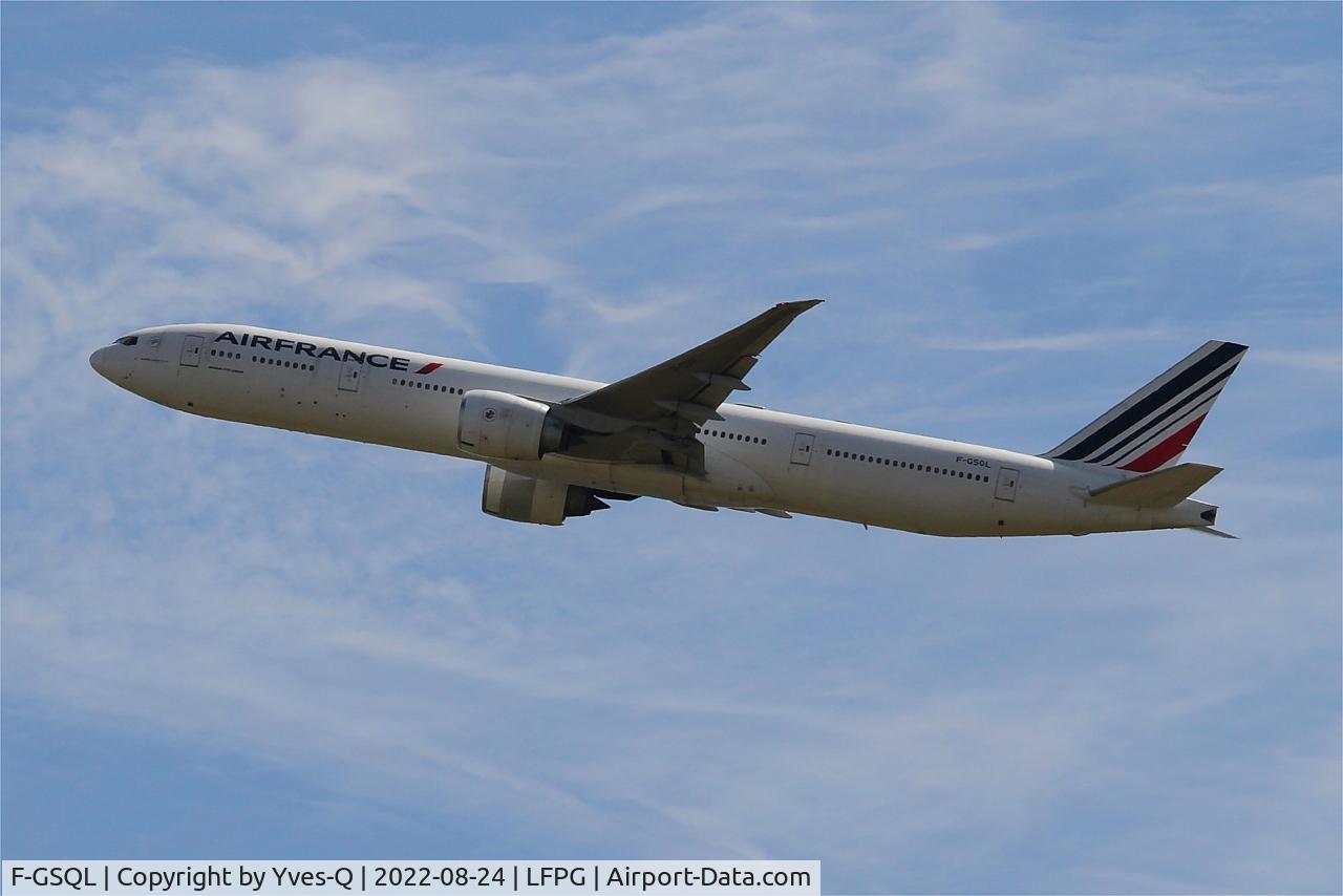 F-GSQL, 2006 Boeing 777-328/ER C/N 32853, Boeing 777-328ER, Take off rwy 08L, Roissy Charles De Gaulle airport (LFPG-CDG)