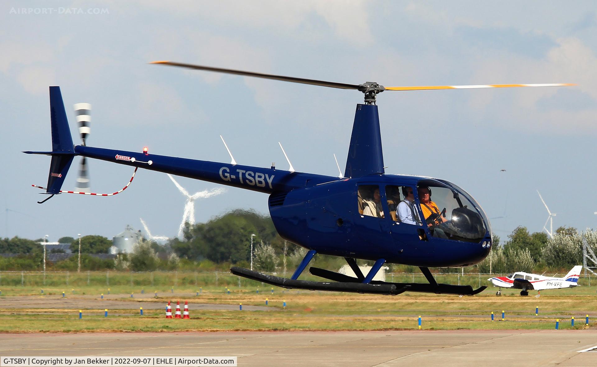 G-TSBY, 2018 Robinson R44 Clipper II C/N 14238, Lelystad Airport