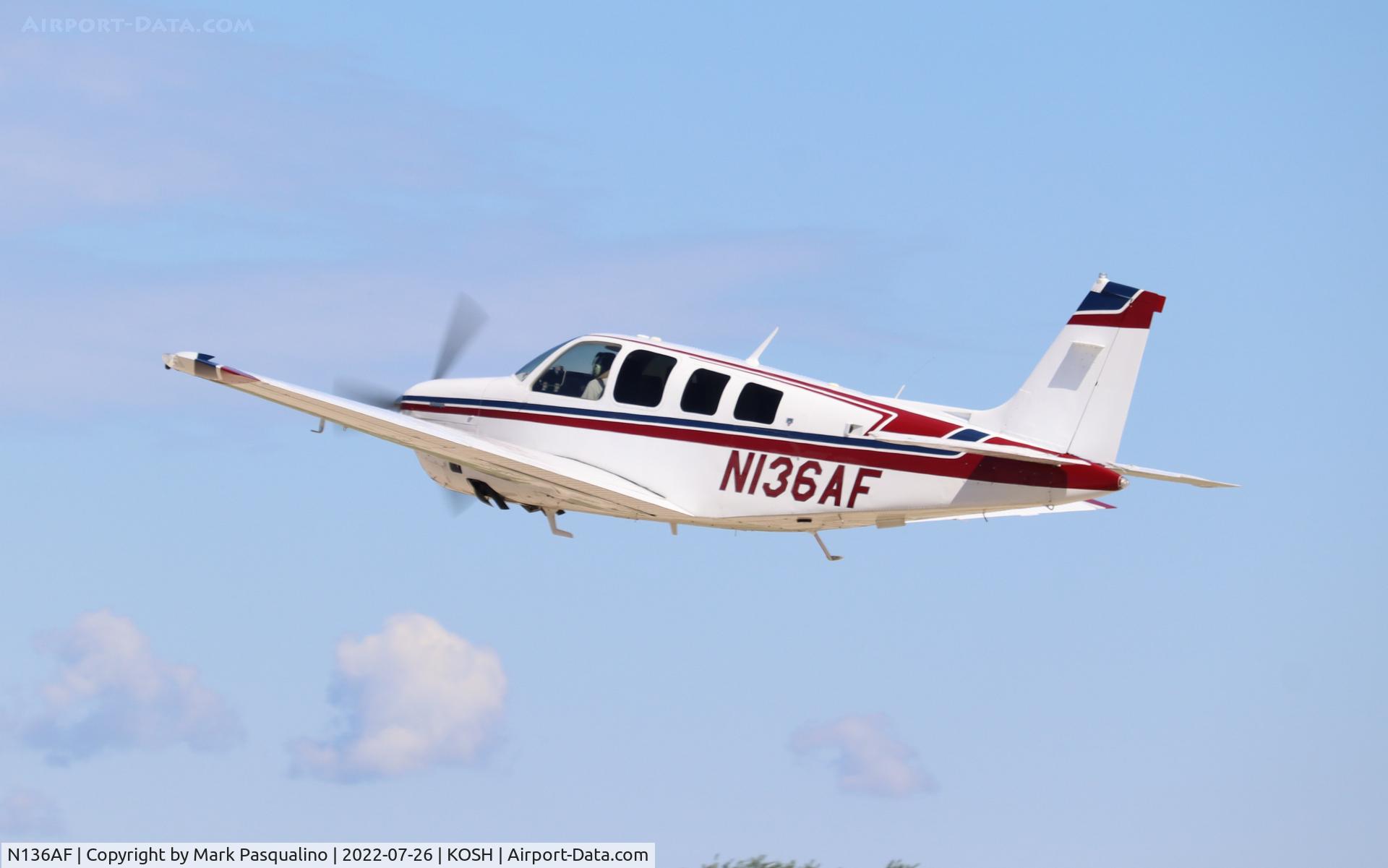 N136AF, 1981 Beech A36 Bonanza 36 C/N E1861, Beech A36