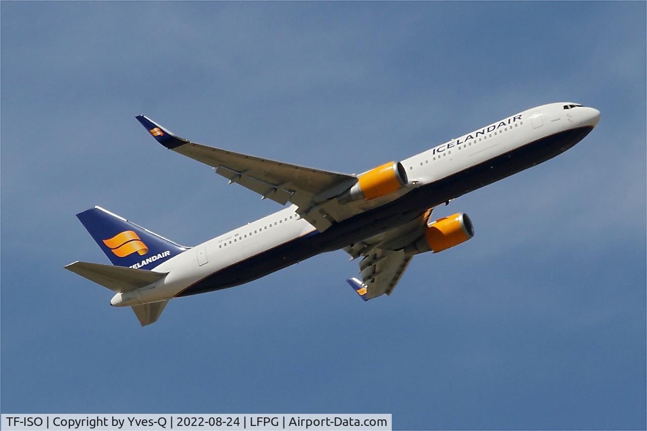 TF-ISO, 2000 Boeing 767-319 C/N 29388, Boeing 767-319, Take off rwy 09R, Roissy Charles De Gaulle airport (LFPG-CDG)