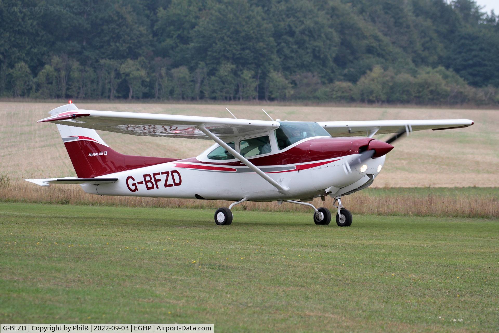 G-BFZD, 1978 Reims Cessna FR182 Skylane RG C/N 0010, G-BFZD 1978 Reims Cessna FR182 Skylane RG LAA Rally Popham