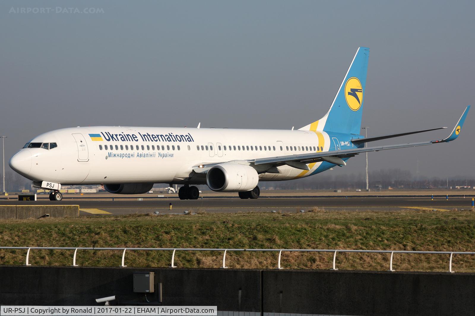 UR-PSJ, 2013 Boeing 737-9KV C/N 41535, at spl