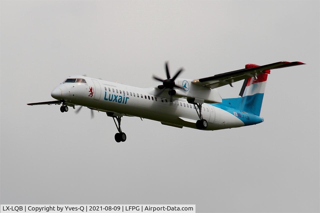 LX-LQB, 2015 De Havilland Canada DHC-8-402Q Dash 8 C/N 4512, De Havilland Canada DHC-8-402Q Dash 8, Short approach Rwy 26L, Roissy Charles De Gaulle Airport (LFPG-CDG)