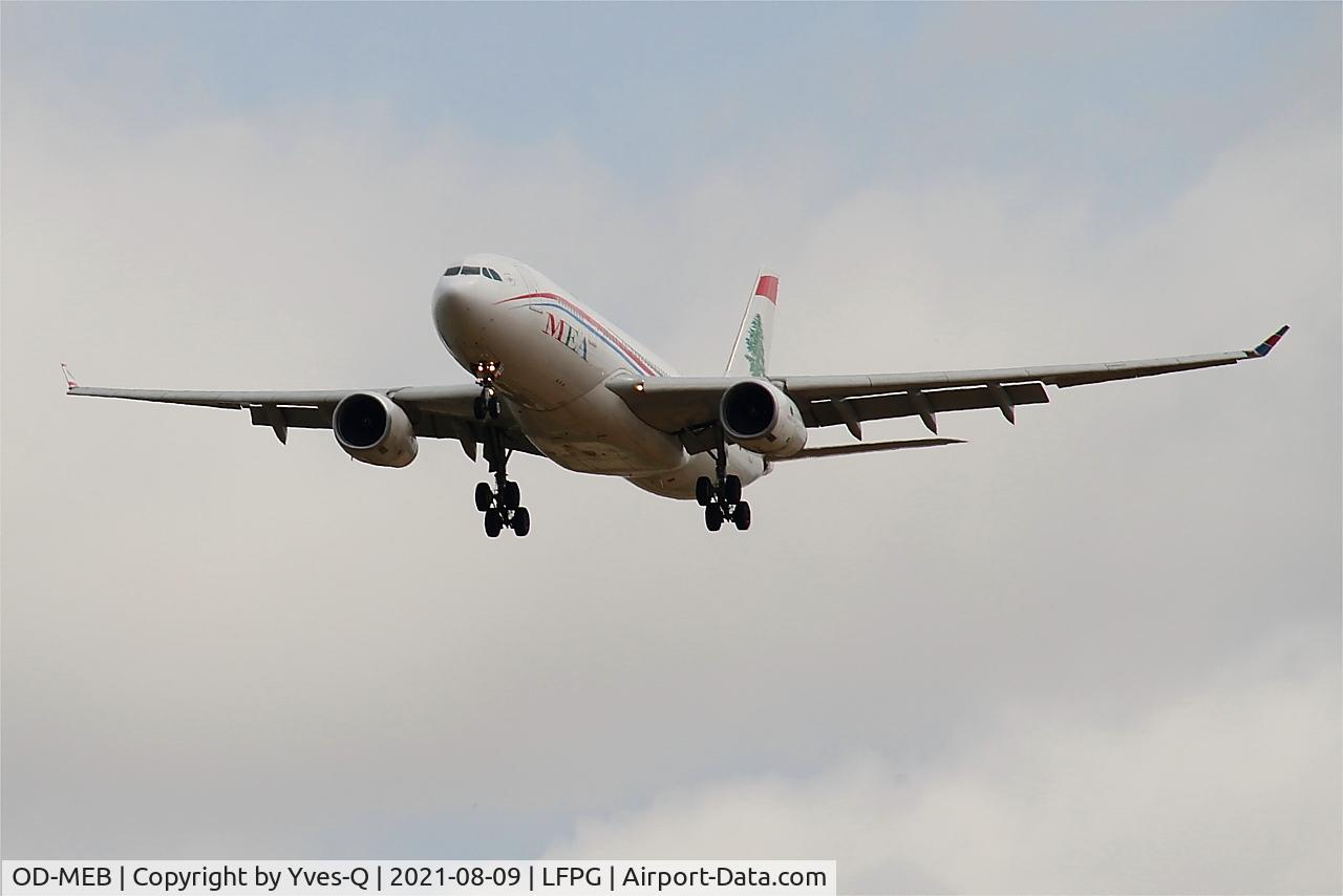 OD-MEB, 2009 Airbus A330-243 C/N 998, Airbus A330-243, Short approach rwy 26L, Roissy Charles De Gaulle airport (LFPG-CDG)