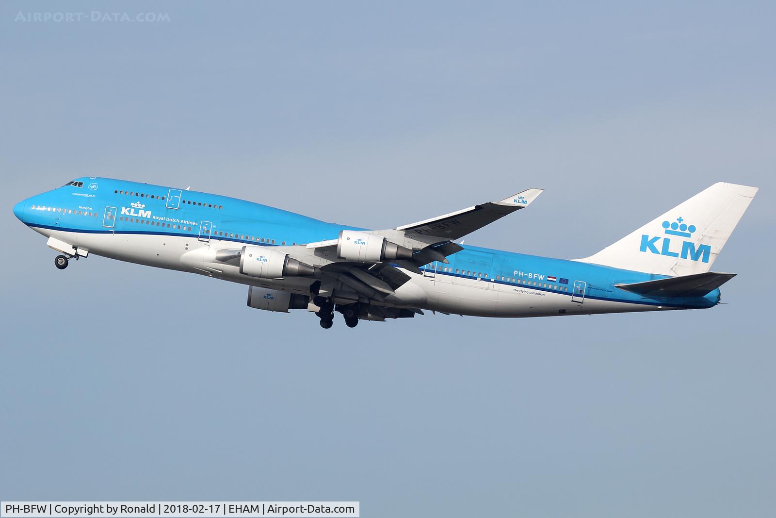 PH-BFW, 2000 Boeing 747-406BC C/N 30454, at spl