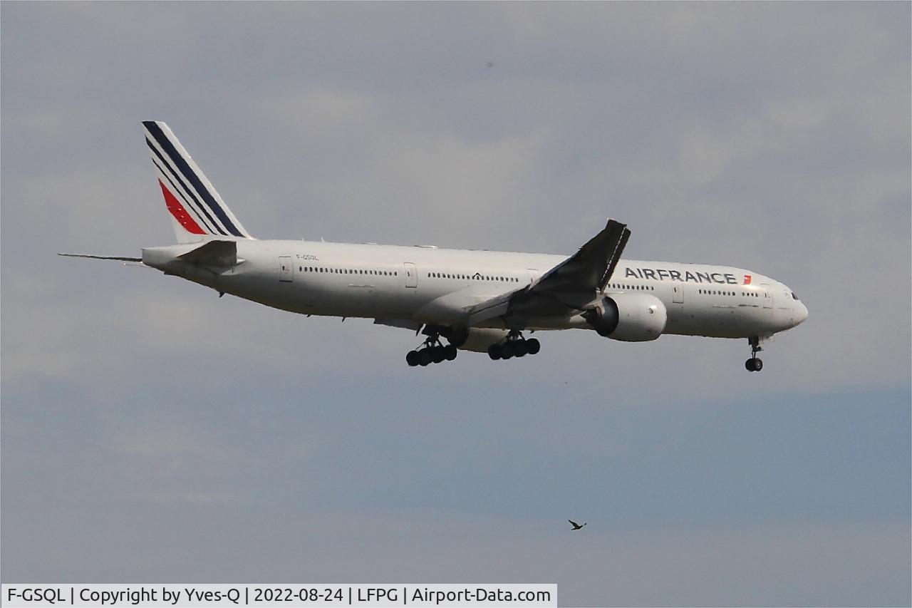F-GSQL, 2006 Boeing 777-328/ER C/N 32853, Boeing 777-328ER, On final rwy 09L, Roissy Charles De Gaulle airport (LFPG-CDG)
