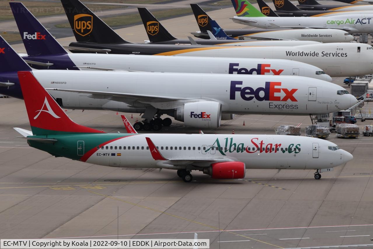 EC-MTV, 2000 Boeing 737-8K5 C/N 27992, Arrival from Palma de Mallorca.
