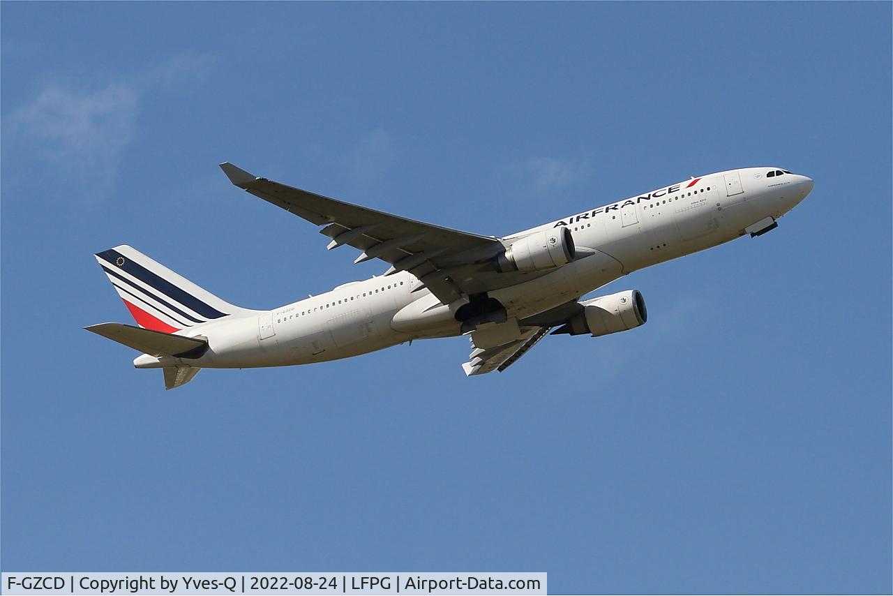 F-GZCD, 2002 Airbus A330-203 C/N 458, Airbus A330-203, Climbing from rwy 09R, Roissy Charles De Gaulle airport (LFPG-CDG)