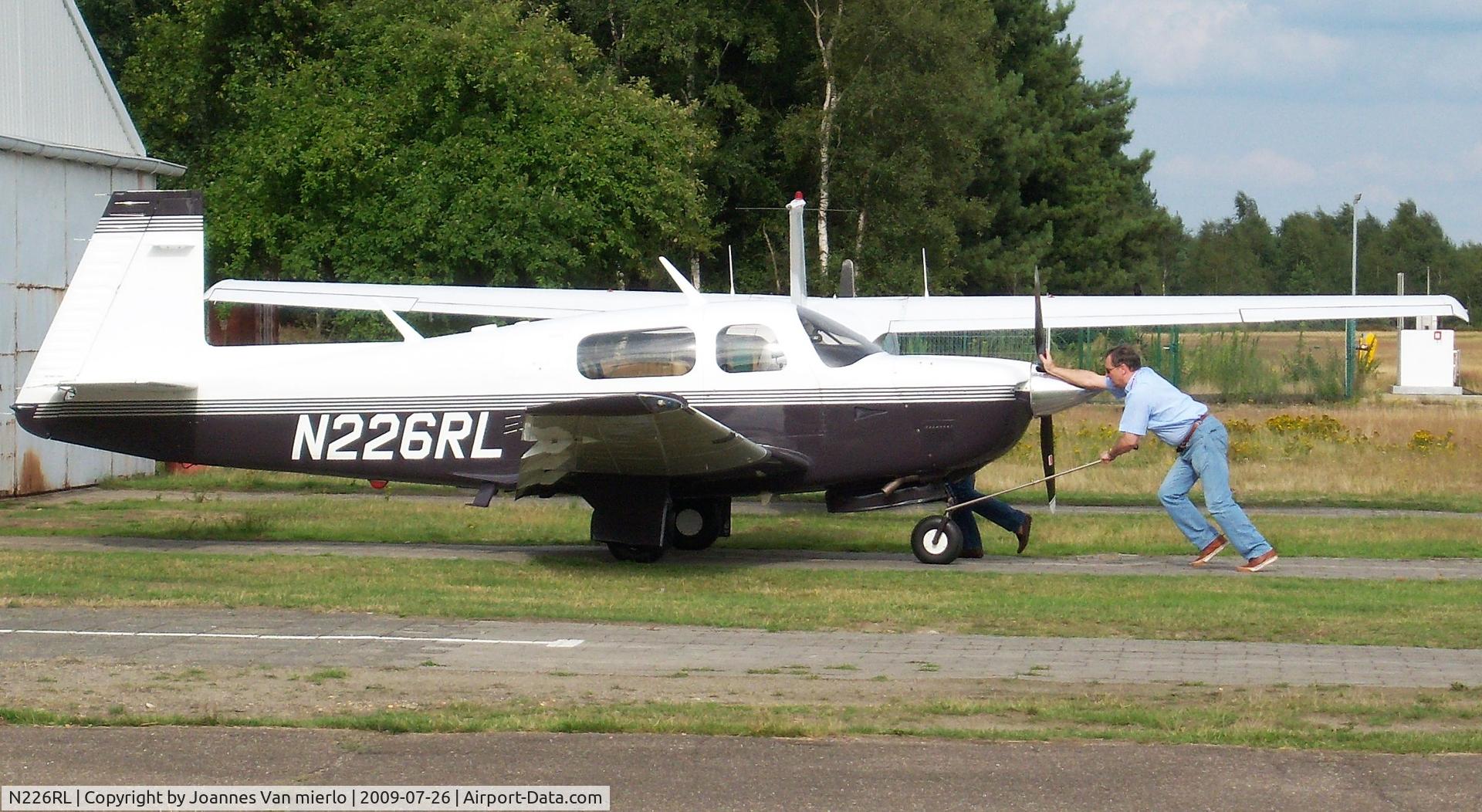 N226RL, 1998 Mooney M20J 201 C/N 24-3427, Amougies