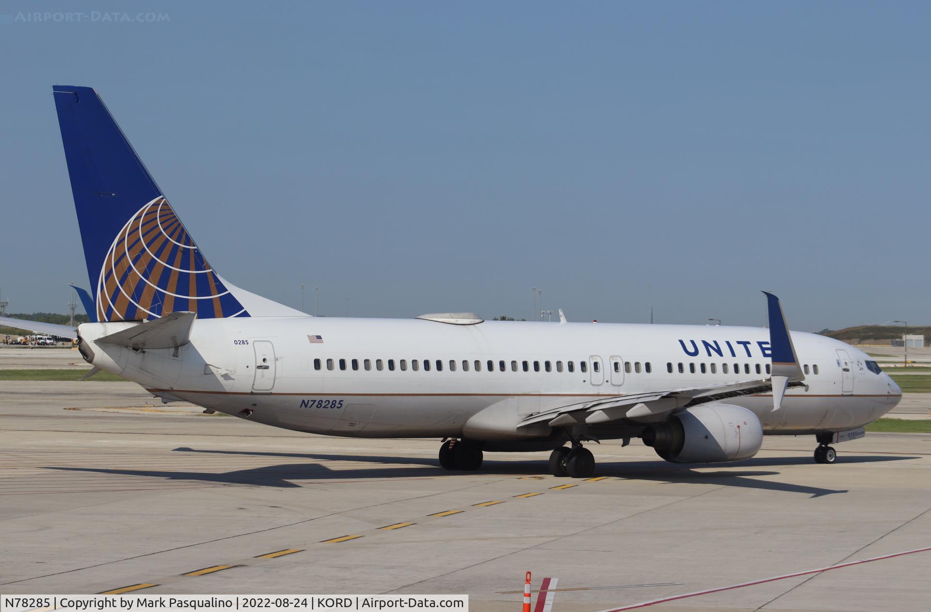 N78285, 2004 Boeing 737-824 C/N 33452, Boeing 737-824