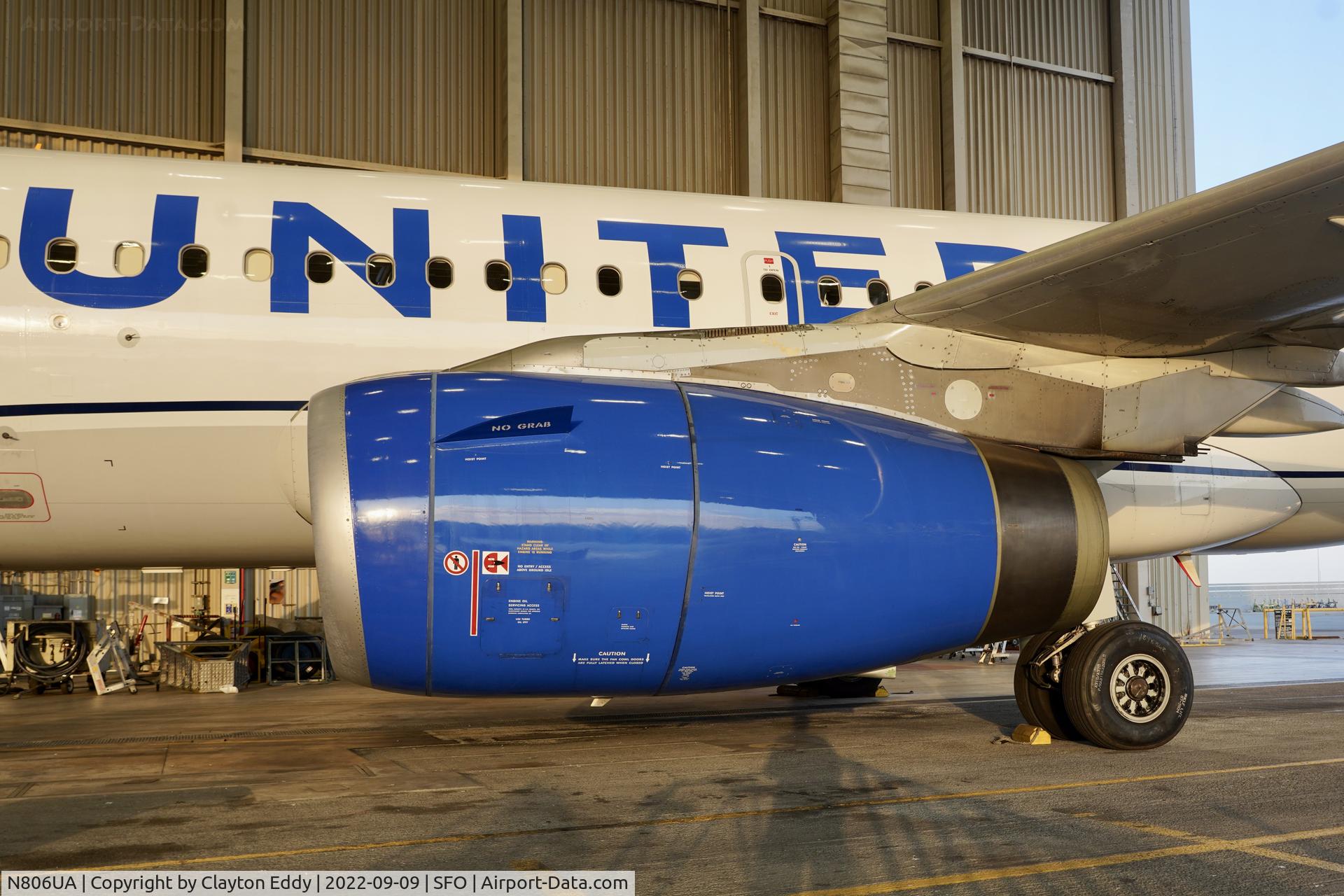 N806UA, 1998 Airbus A319-131 C/N 788, SFO 2022.