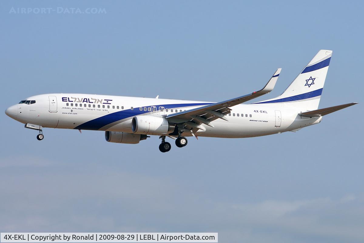 4X-EKL, 2009 Boeing 737-85P C/N 35478, at bcn
